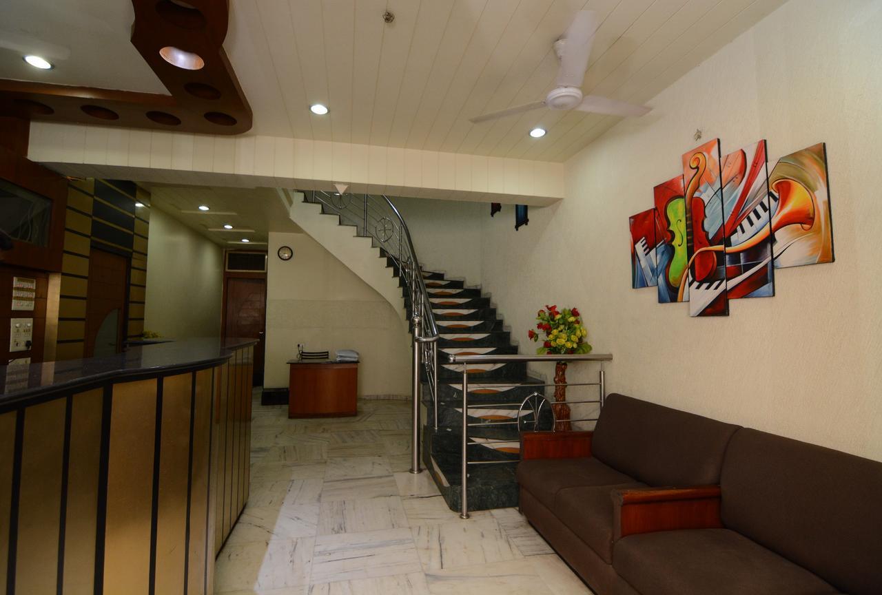 Hotel Vrandavan Nagpur Buitenkant foto